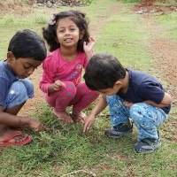 Kids playing in ChukkiMane garden