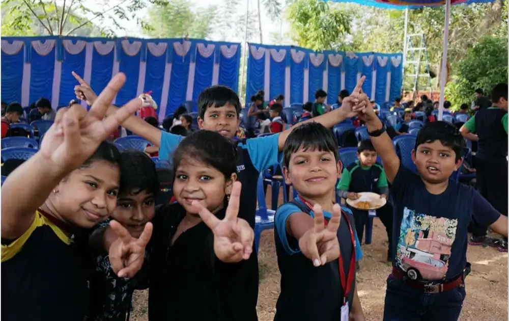 kids at summer camp