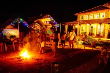 Campfire reunion party