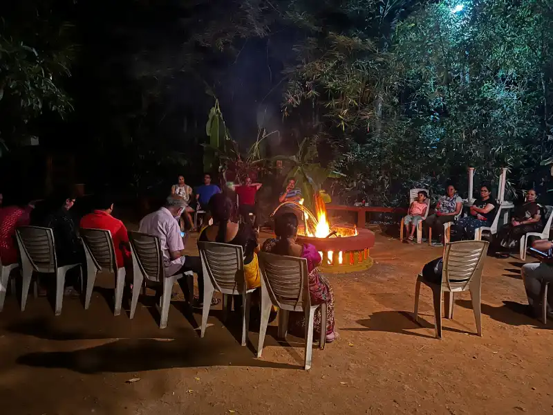 Evening Bonfire & Nature Conversations