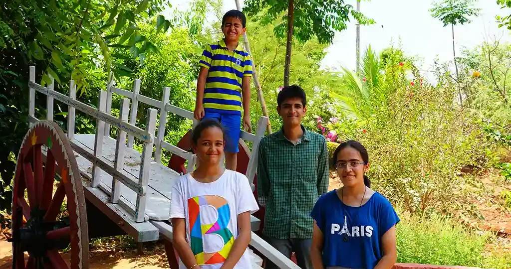 Family ready for a bullock Cart ride