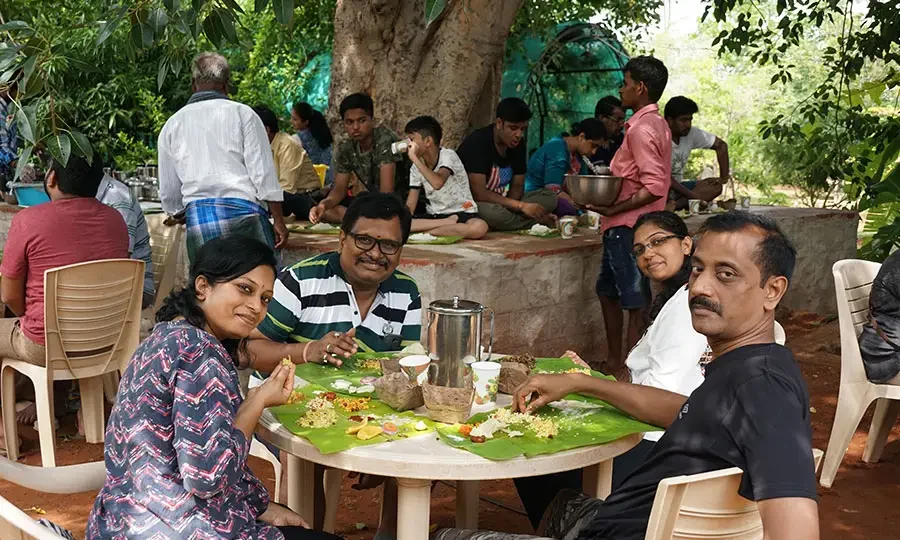 Wholesome meals and family dining