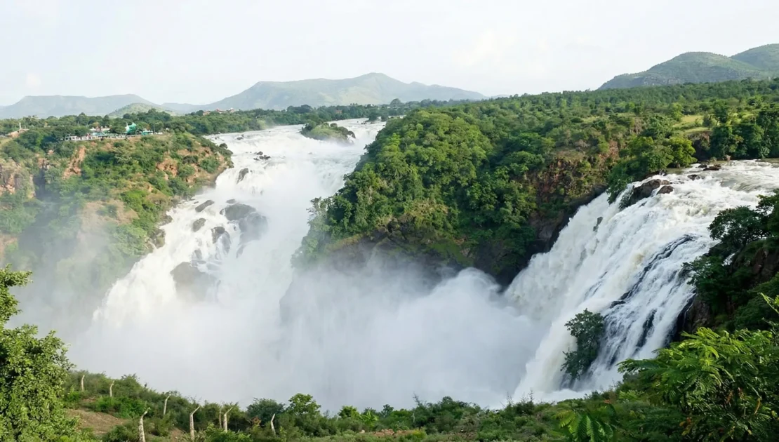 Gaganachukki Waterfalls near Chukkimane resort